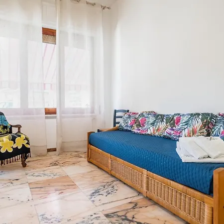 Apartment Lovely X5 W/ Terrace & Private Parking La Spezia